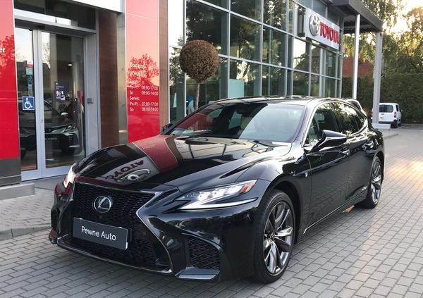 Lexus LS cena 250000 przebieg: 117800, rok produkcji 2017 z Hajnówka małe 742